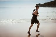 Sand's cushioning action absorbs shocks. (Leandro Boogalu/Pexels)